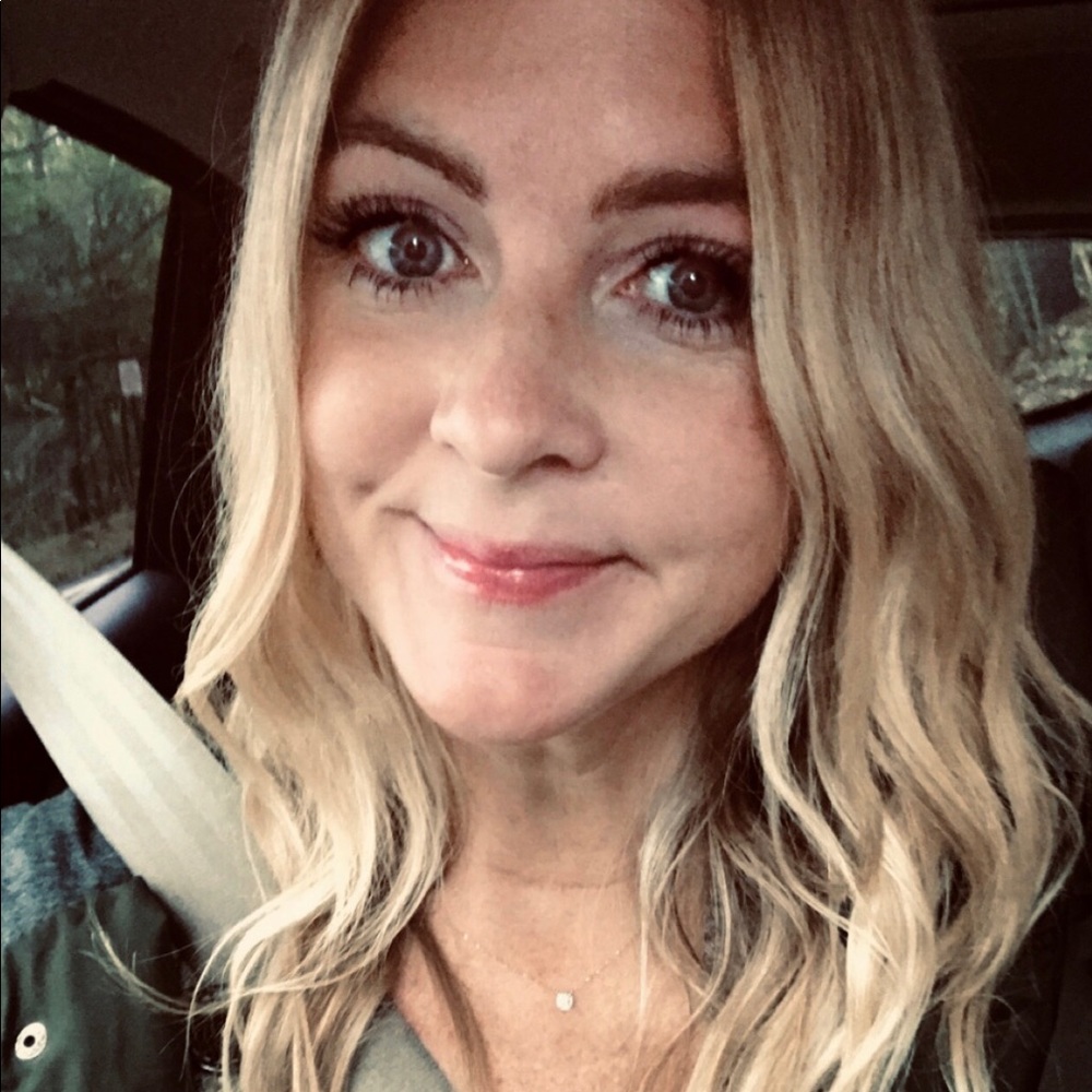 Meet your Posher, Candace